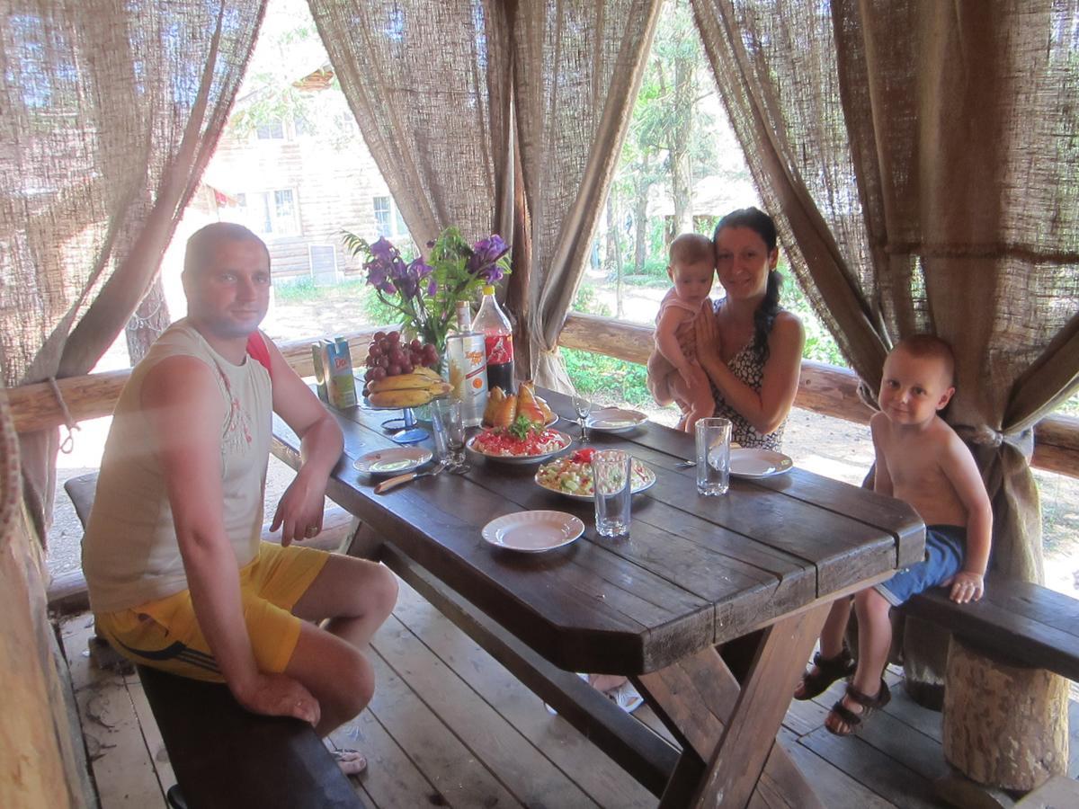 Hotel Aghrousadba Zapovednyi Ostrov Sho Exteriér fotografie