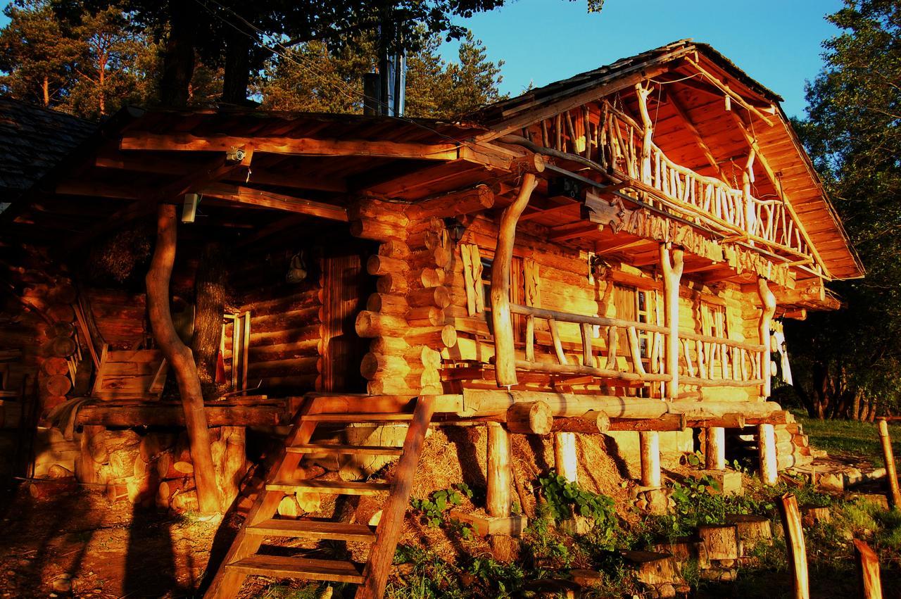 Hotel Aghrousadba Zapovednyi Ostrov Sho Exteriér fotografie